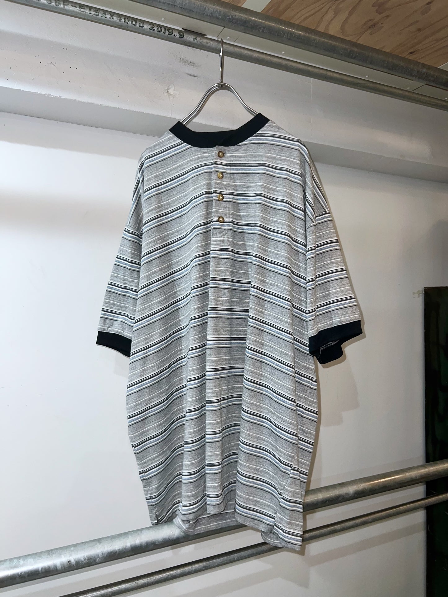 00s Oversized Henley-neck Striped Tee