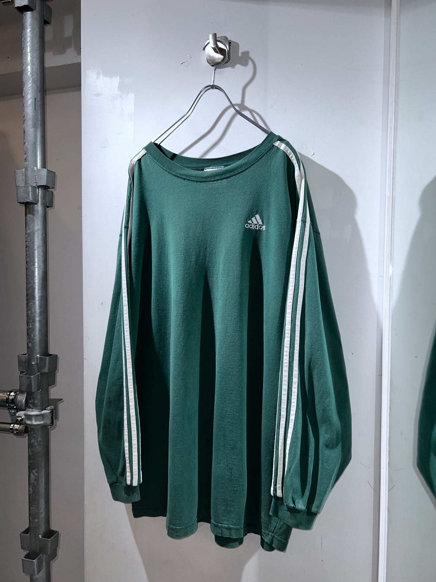 Old Adidas L/S T-Shirt