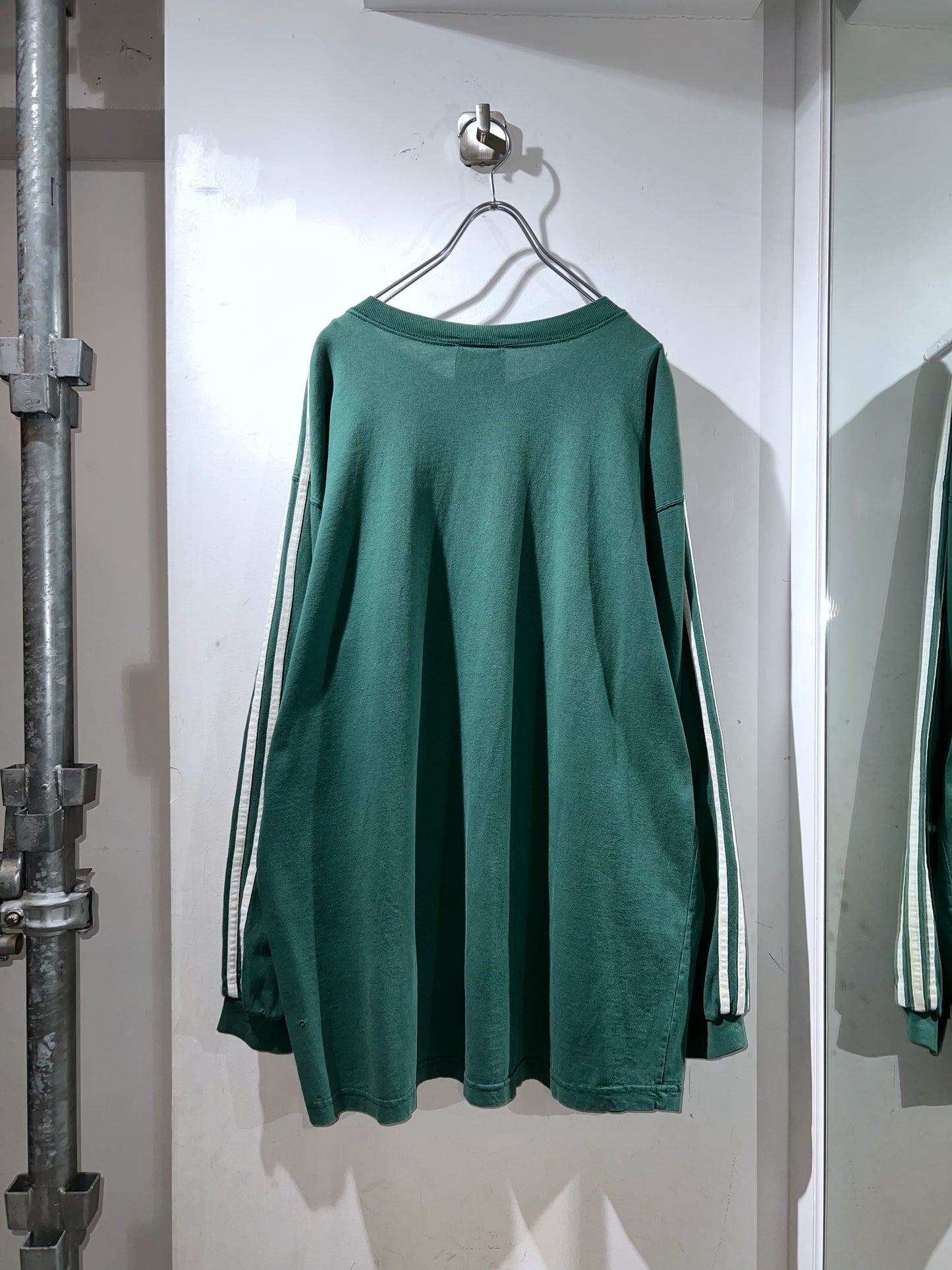 Old Adidas L/S T-Shirt