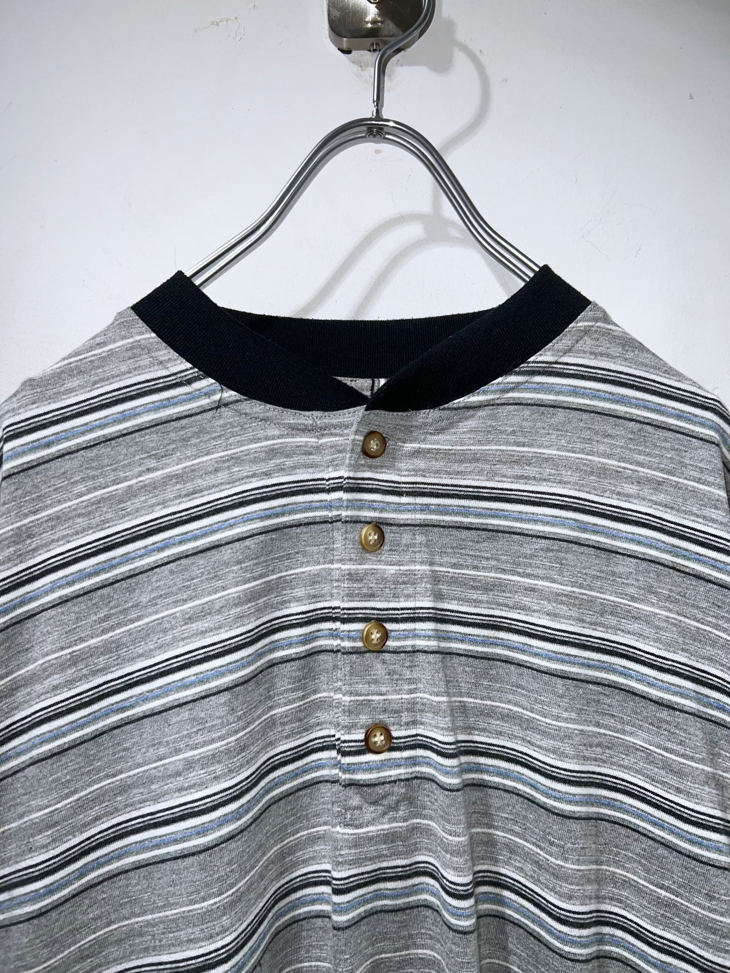 00s Oversized Henley-neck Striped Tee