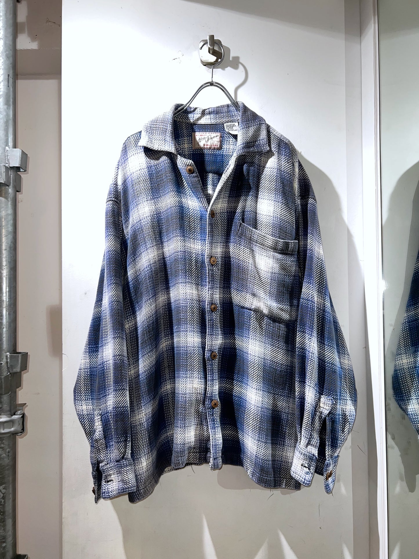 Old Boxy Plaid Shirt
