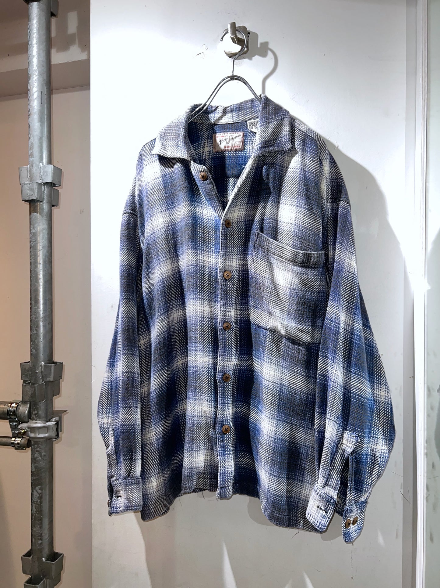 Old Boxy Plaid Shirt