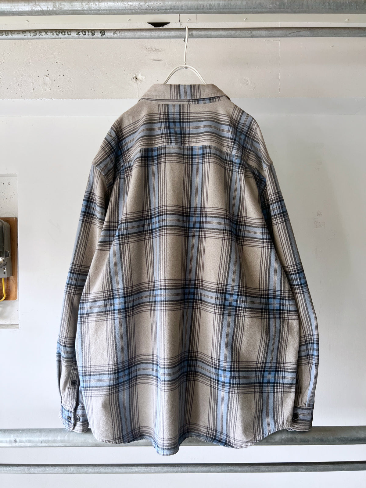 Carhartt Heavyweight Cotton Plaid Shirt