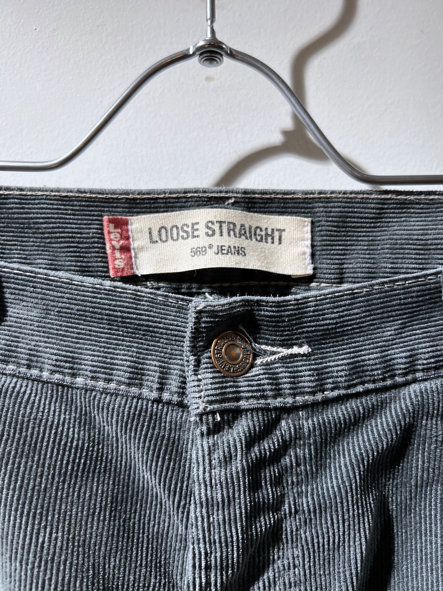 Levi's 569 Corduroy Pants