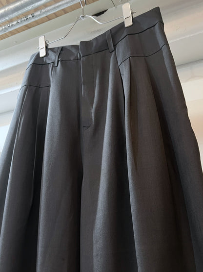 Grey 12 Tuck Balloon Slacks