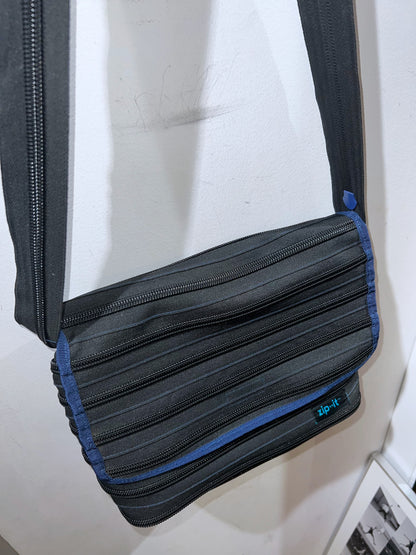 Zip-it Geometric Shoulder Bag