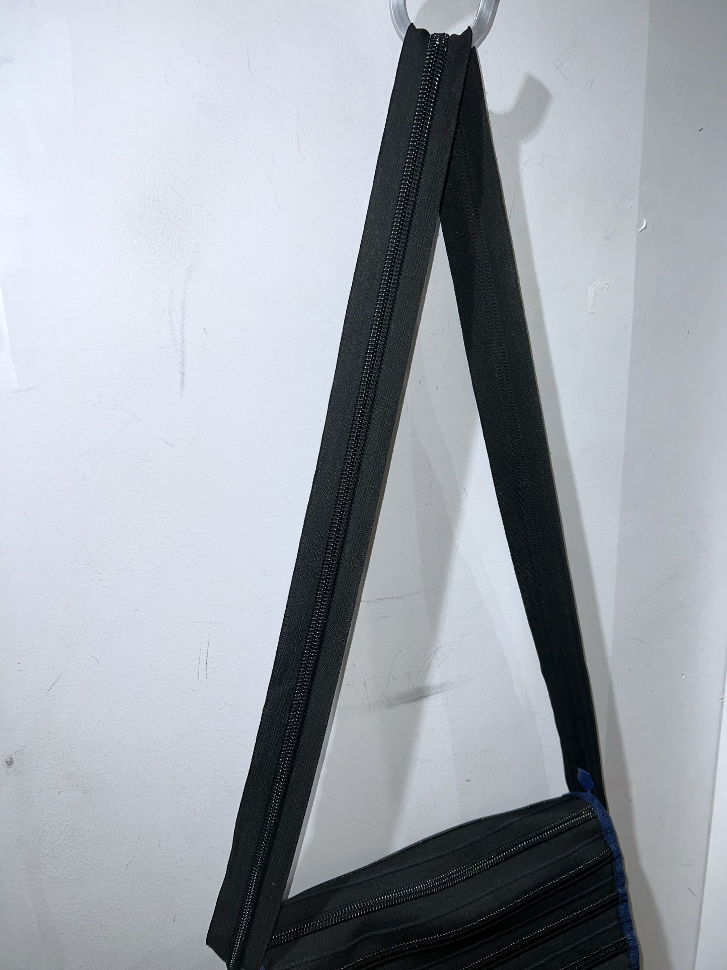 Zip-it Geometric Shoulder Bag