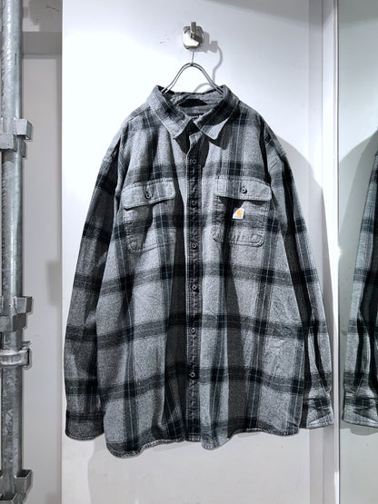 Carhartt Plus-sized Heavy Weight Plaid Shirt