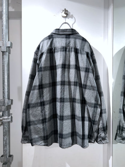 Carhartt Plus-sized Heavy Weight Plaid Shirt
