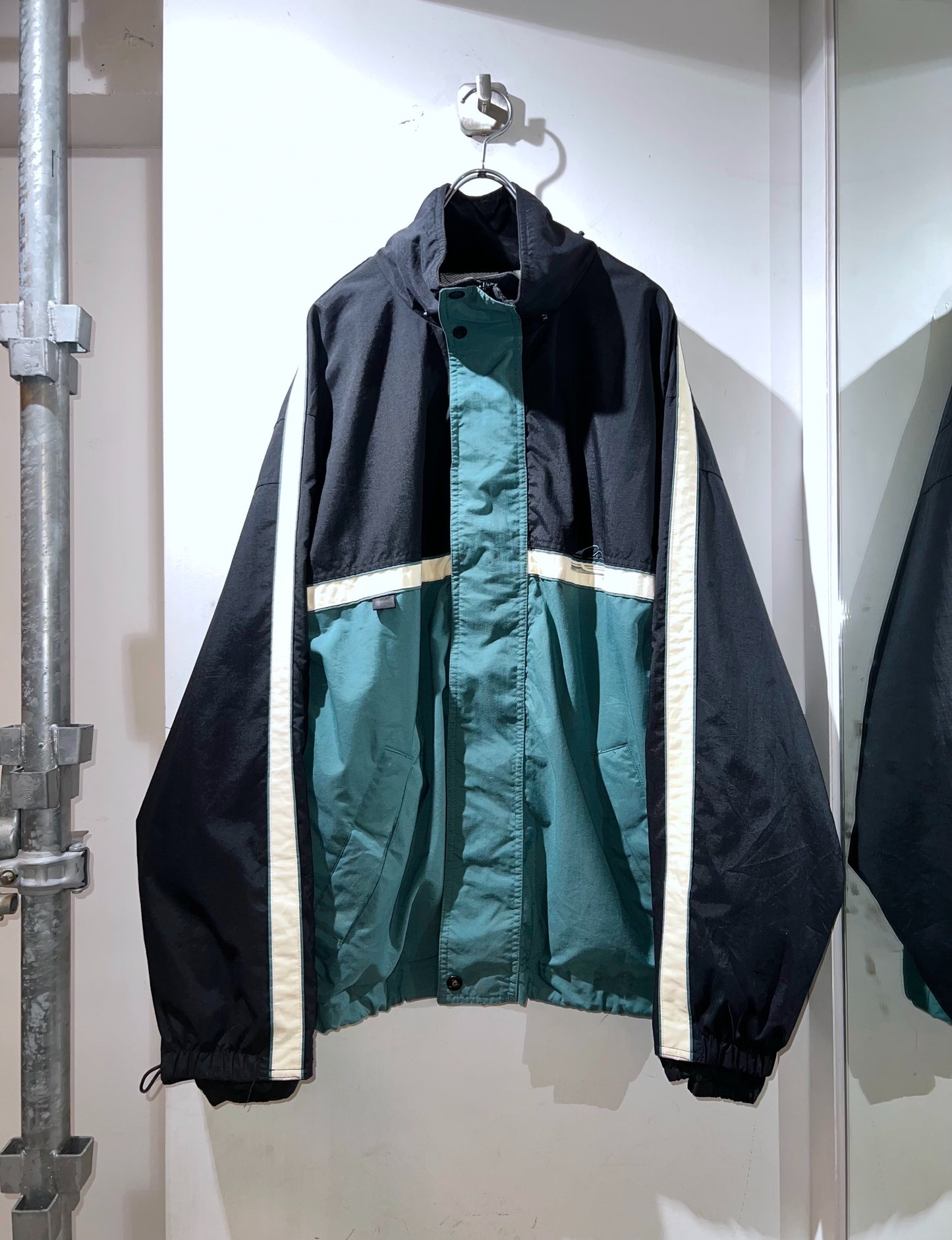 00s Quiksilver Snow Ski Jacket
