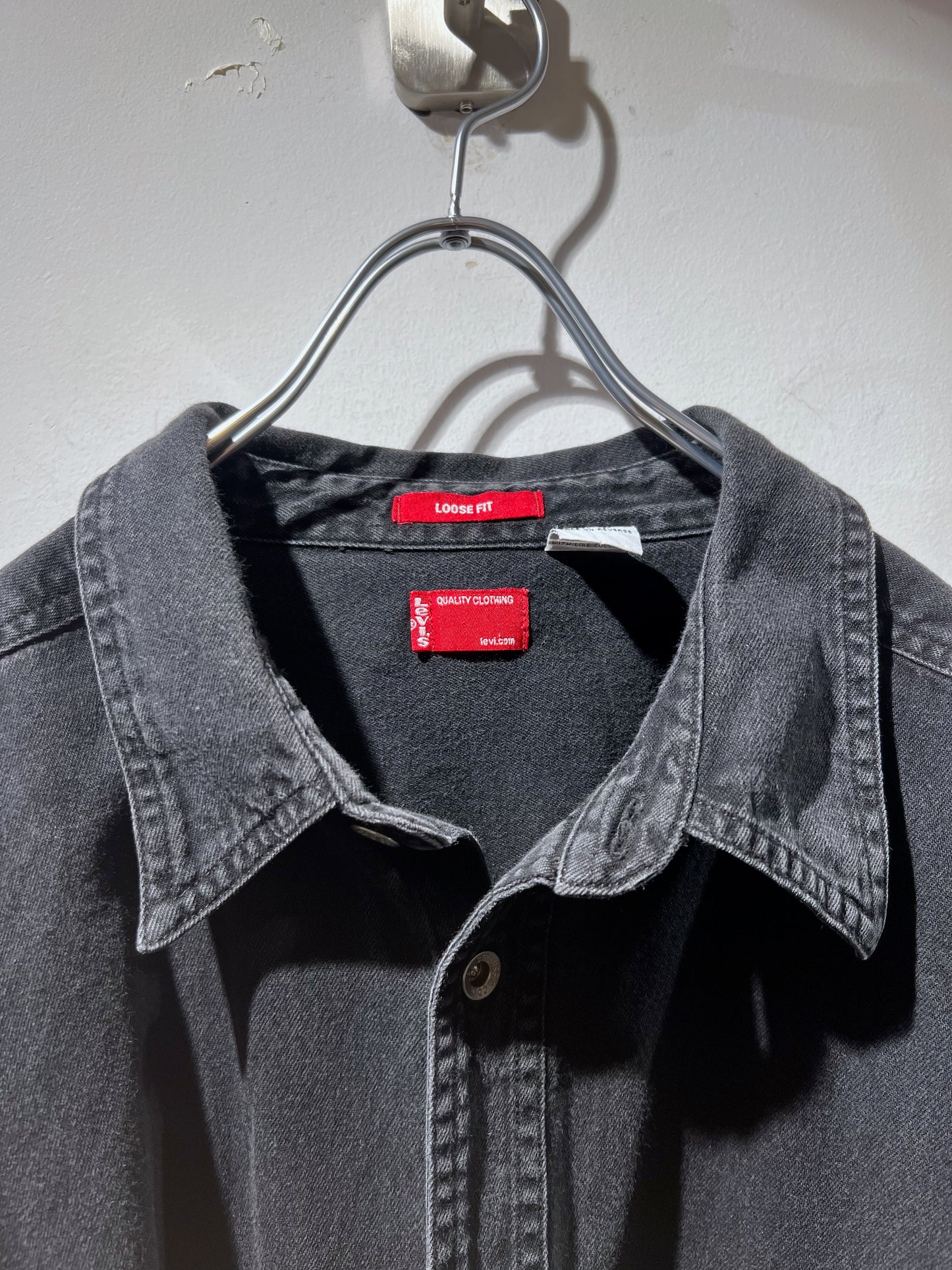 Levi's Loose Fit Denim Shirt