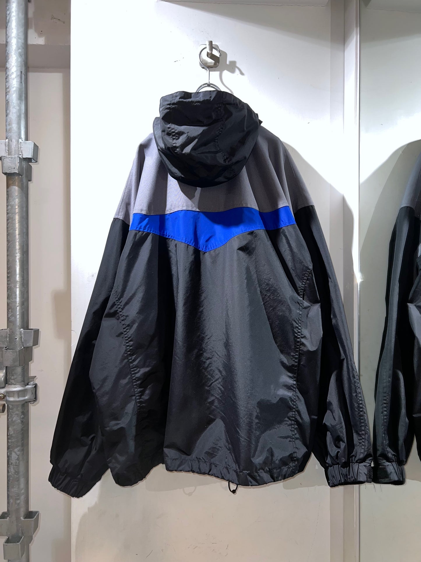90s Columbia Nylon Hooded Jacket