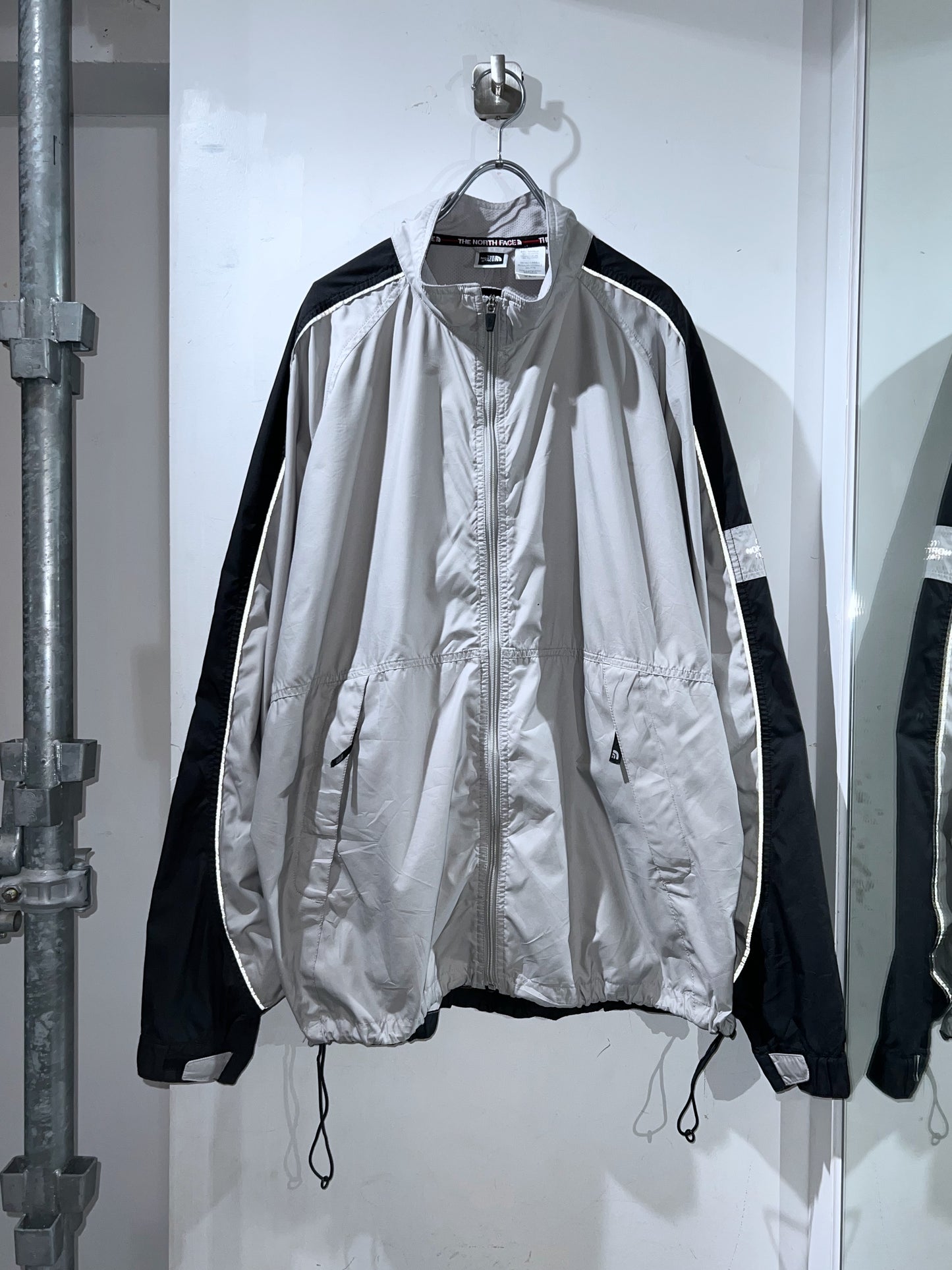 The North Face Lightweight Wind Jacket