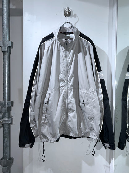 The North Face Lightweight Wind Jacket