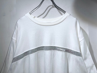 00s Nike Grey Lined Tee