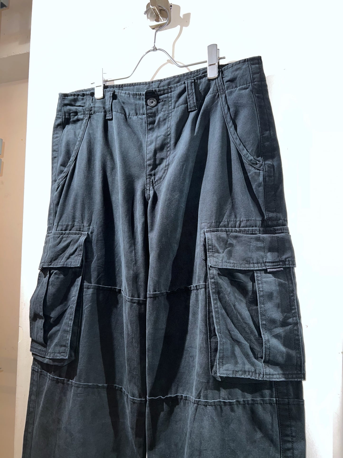 No Boundaries Faded Black Wide Cargo Pants