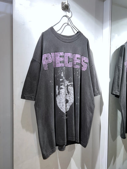 Pieces Tour Style Graphic T-shirt
