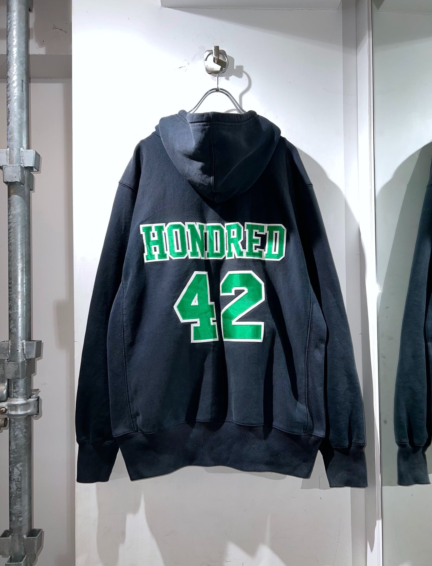 00's Defender Football Houndred 42 Hoodie