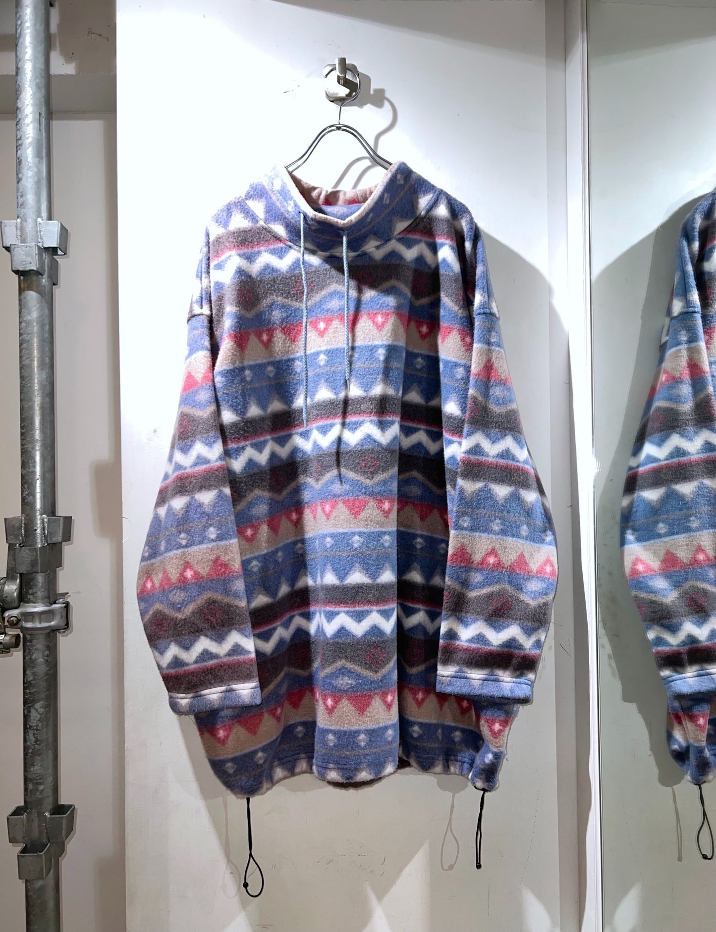 Old Design Fleece Pullover