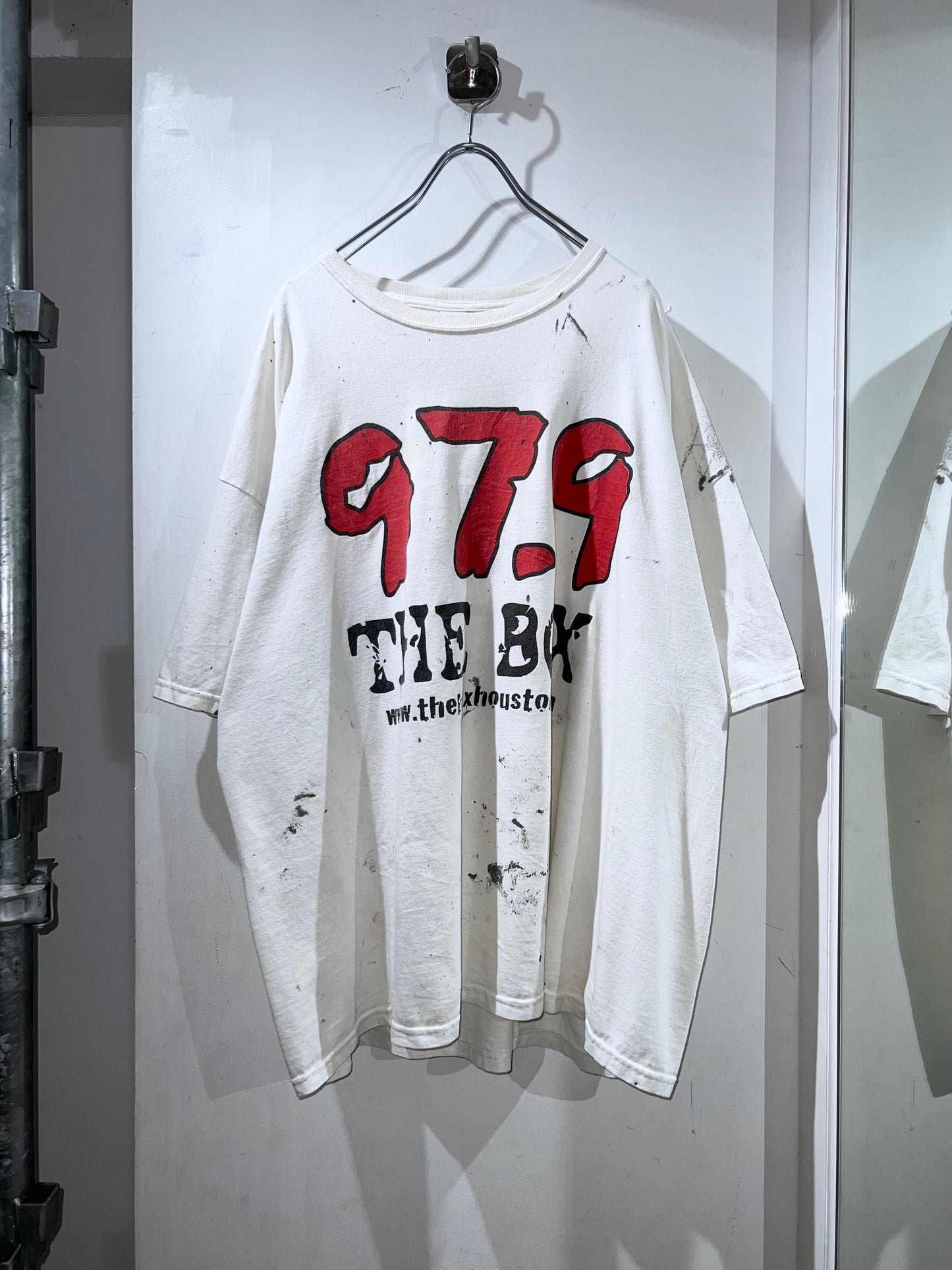 00s Vintage 97.9 The Box T-Shirt