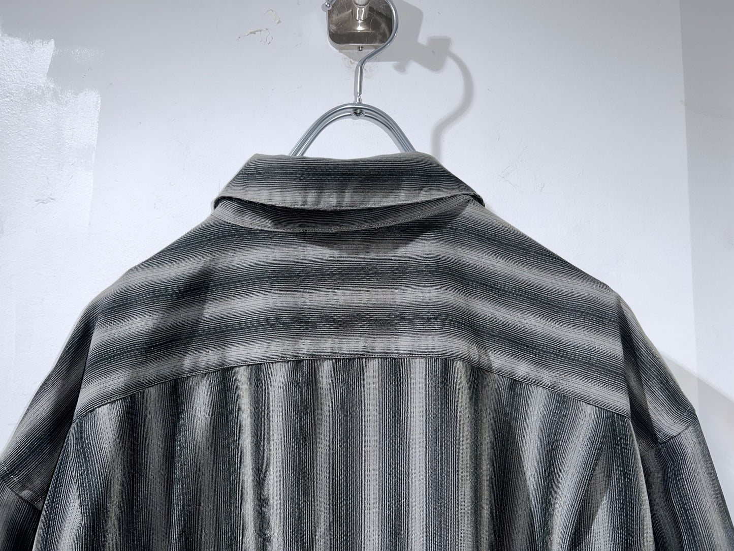 George Moisture Wicking Shadow Striped Shirt