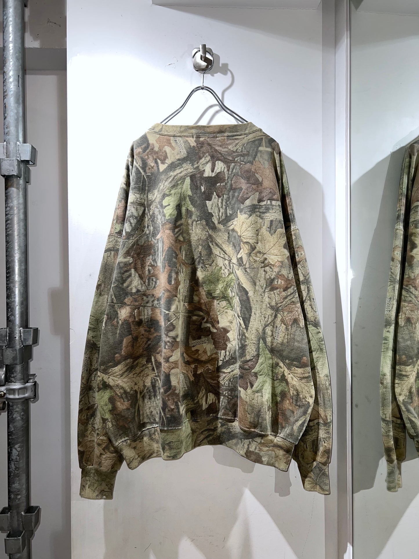 Commander Real Tree Camo Crewneck Sweat