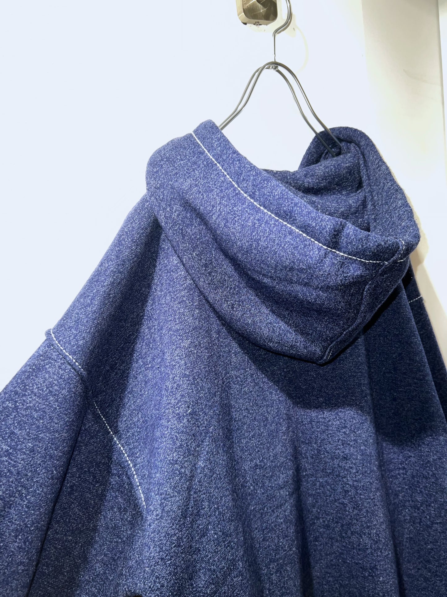 00s KOMAN Comfortable Zip-Up Hoodie