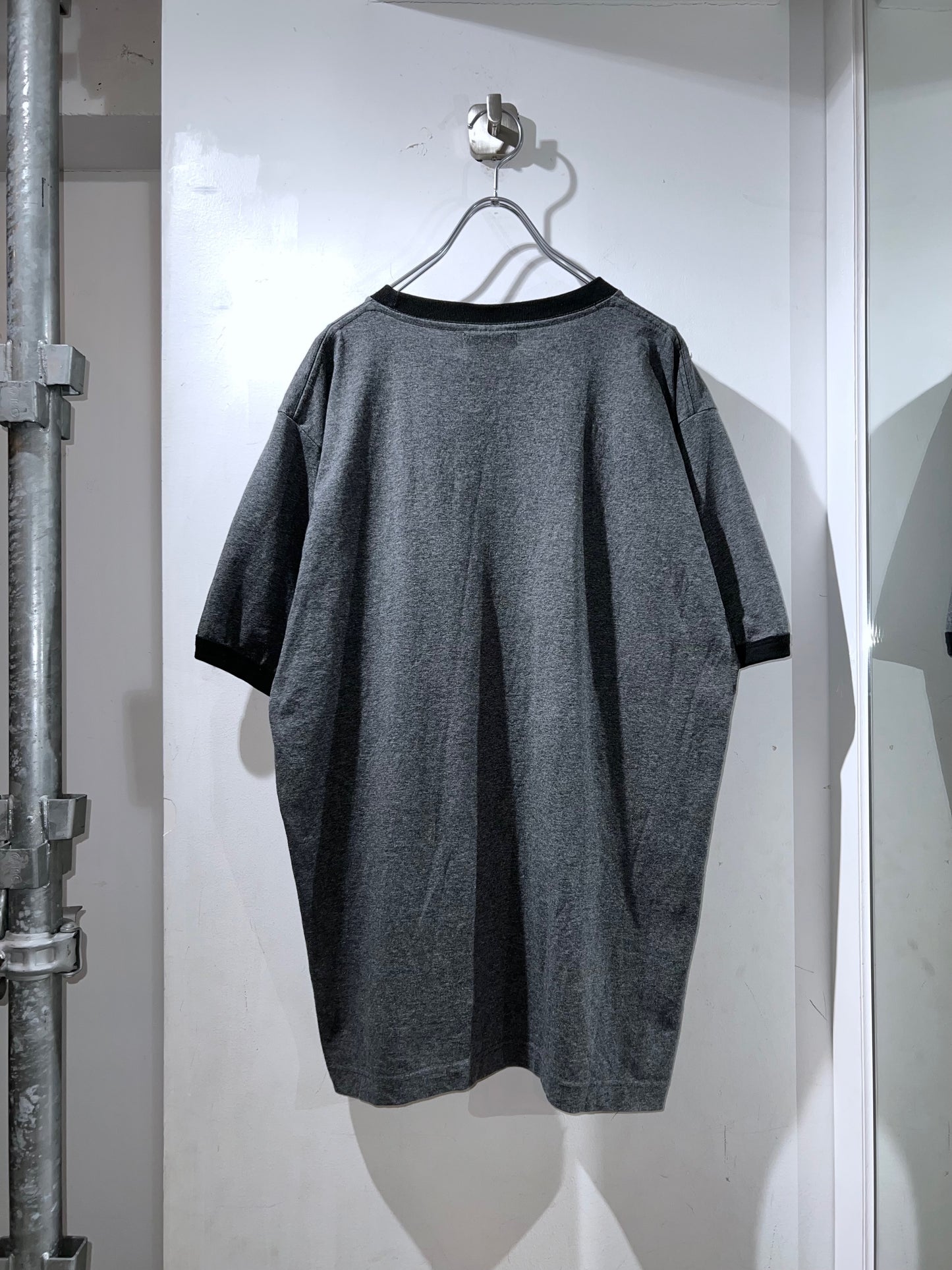 GAMBLING™︎ RINGER TEE