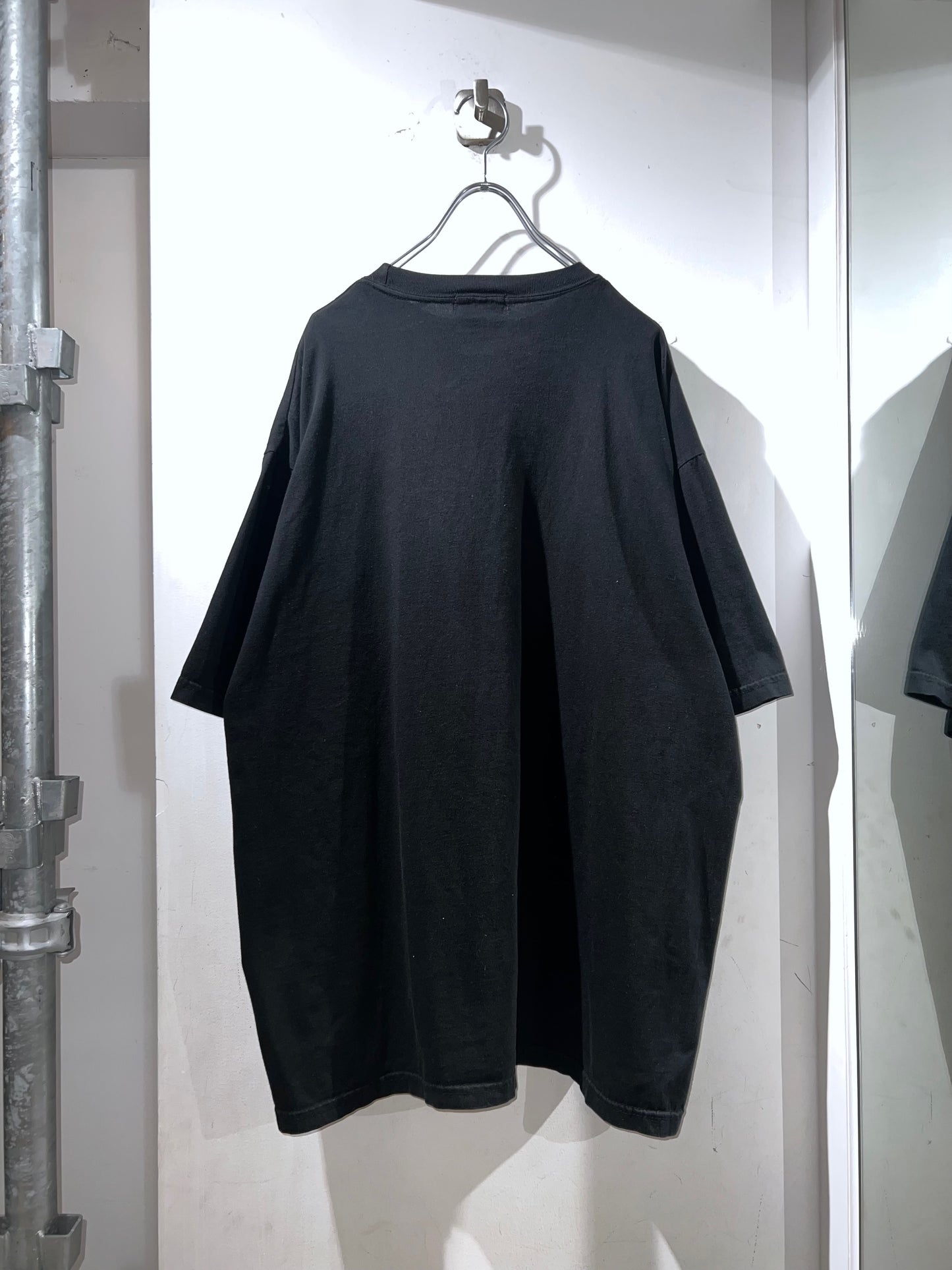 GAMBLING™︎ TEE