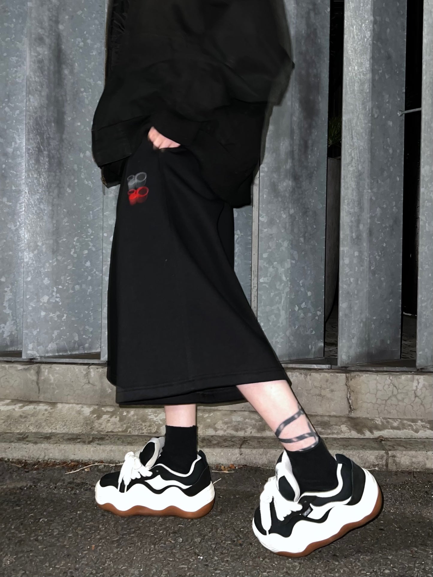 DOUBLE LOGO SWEAT HALF PANTS (BLACK)