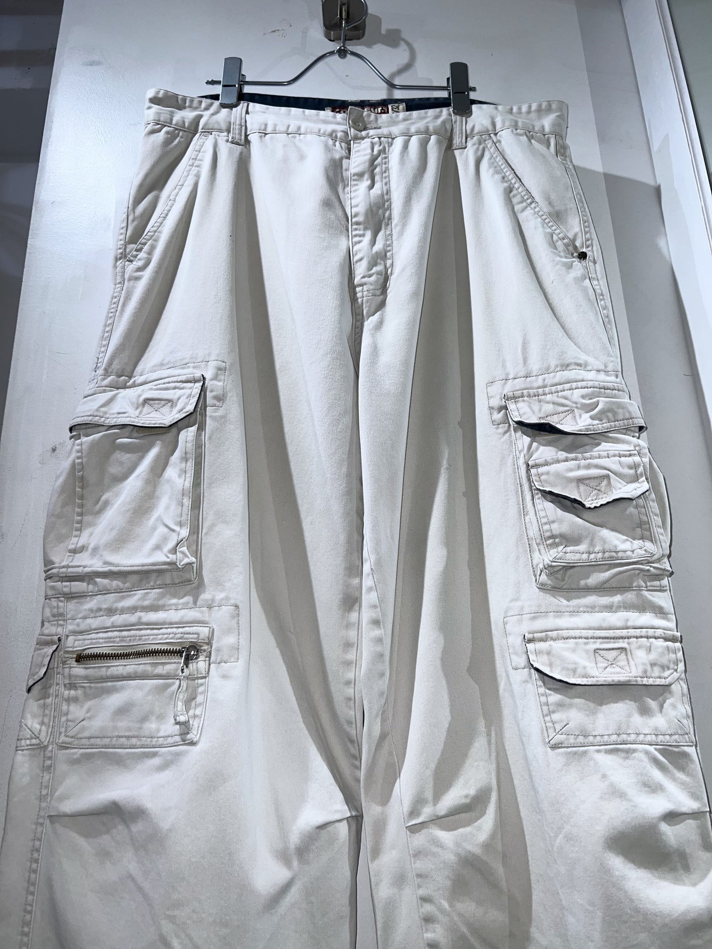 00s COLISEUM 11 Pocket Design Cargo Pants