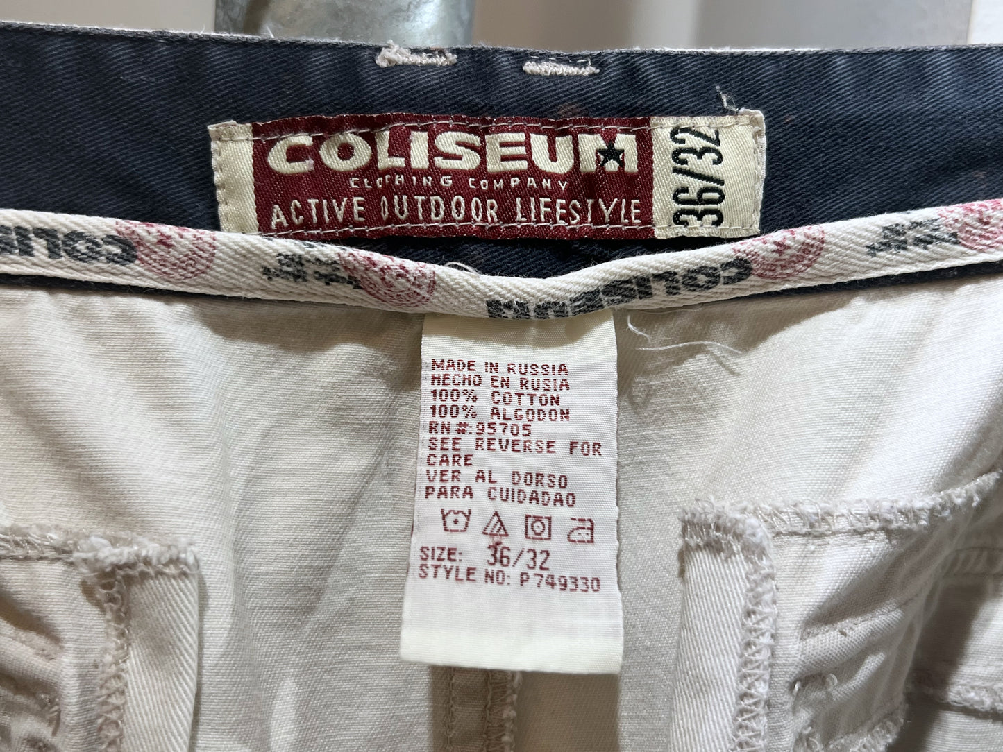 00s COLISEUM 11 Pocket Design Cargo Pants