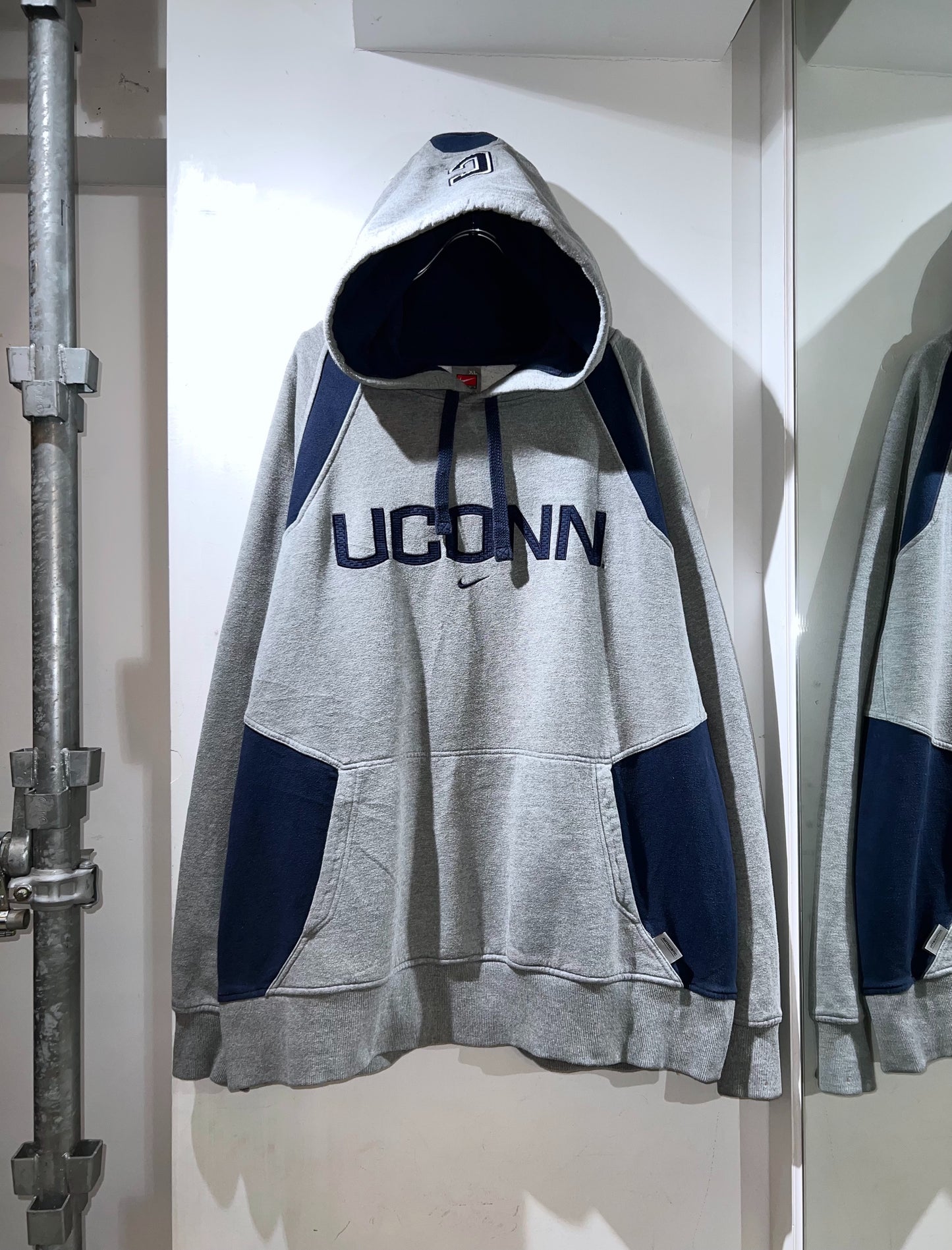 00s Nike Team "UConn" Hoodie