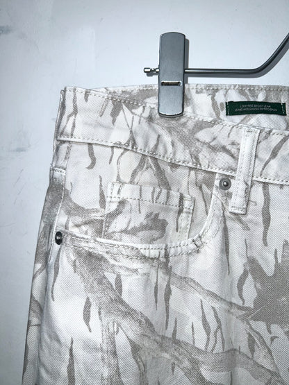 Barrel Leg Snow Camo Denim Pants