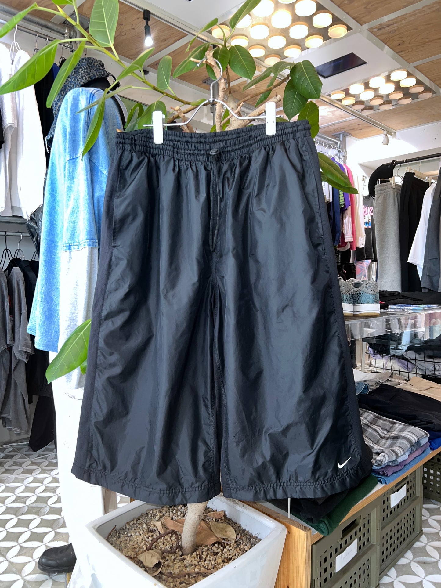 00s Nike Baggy Nylon Shorts