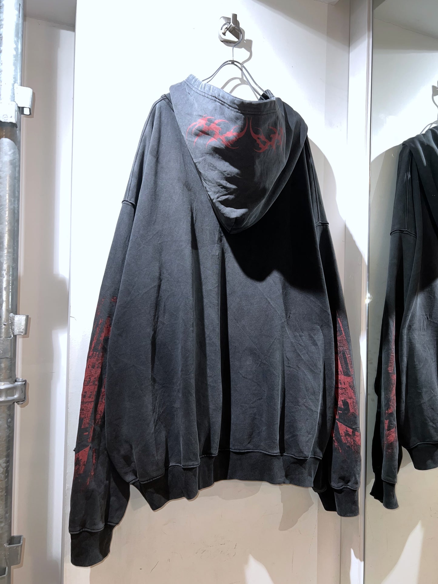 Old INSOMNIA “Gothic Cathedral” Super Big Hoodie