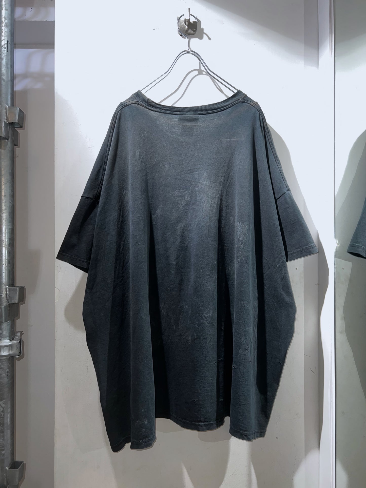 Old Distressed Pocket Tee