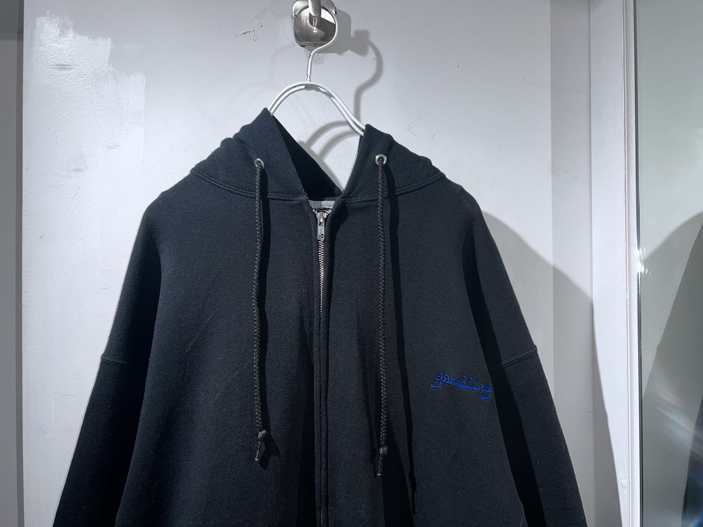 GAMBLING™︎ ZIP THRU HOODIE