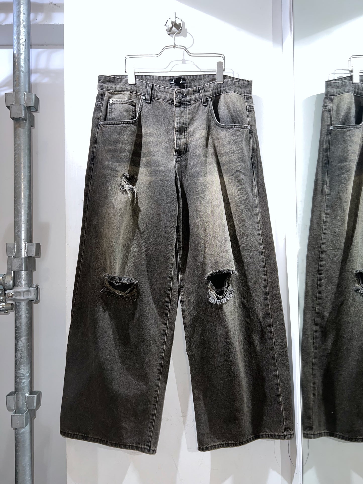 Soft Faded Distressed Baggy Jeans