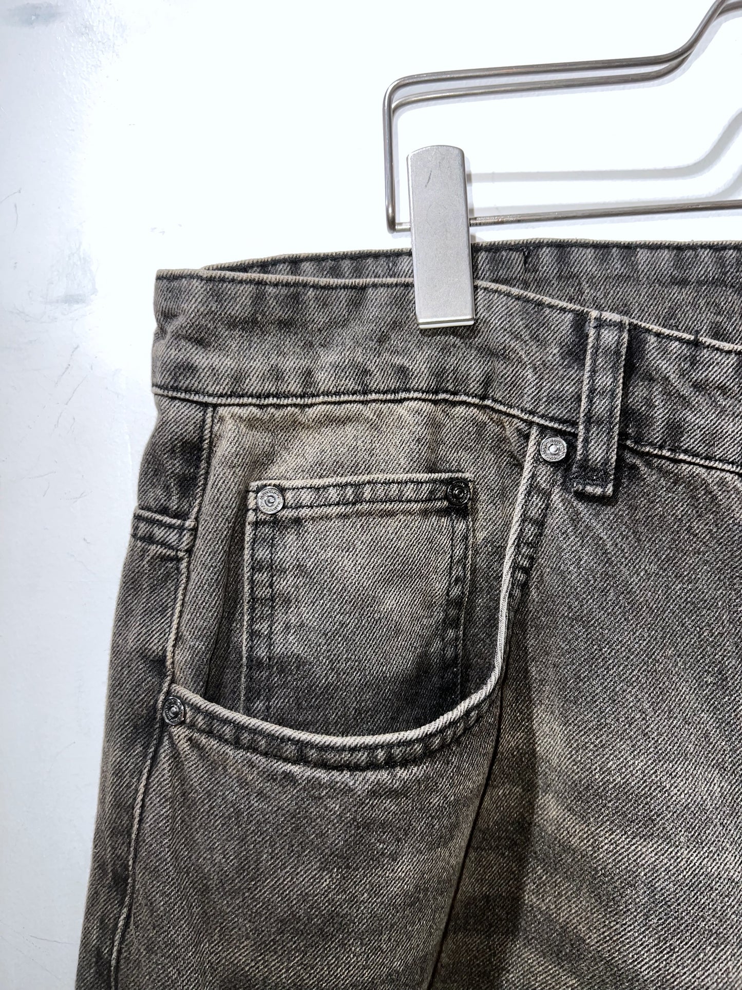 Soft Faded Distressed Baggy Jeans
