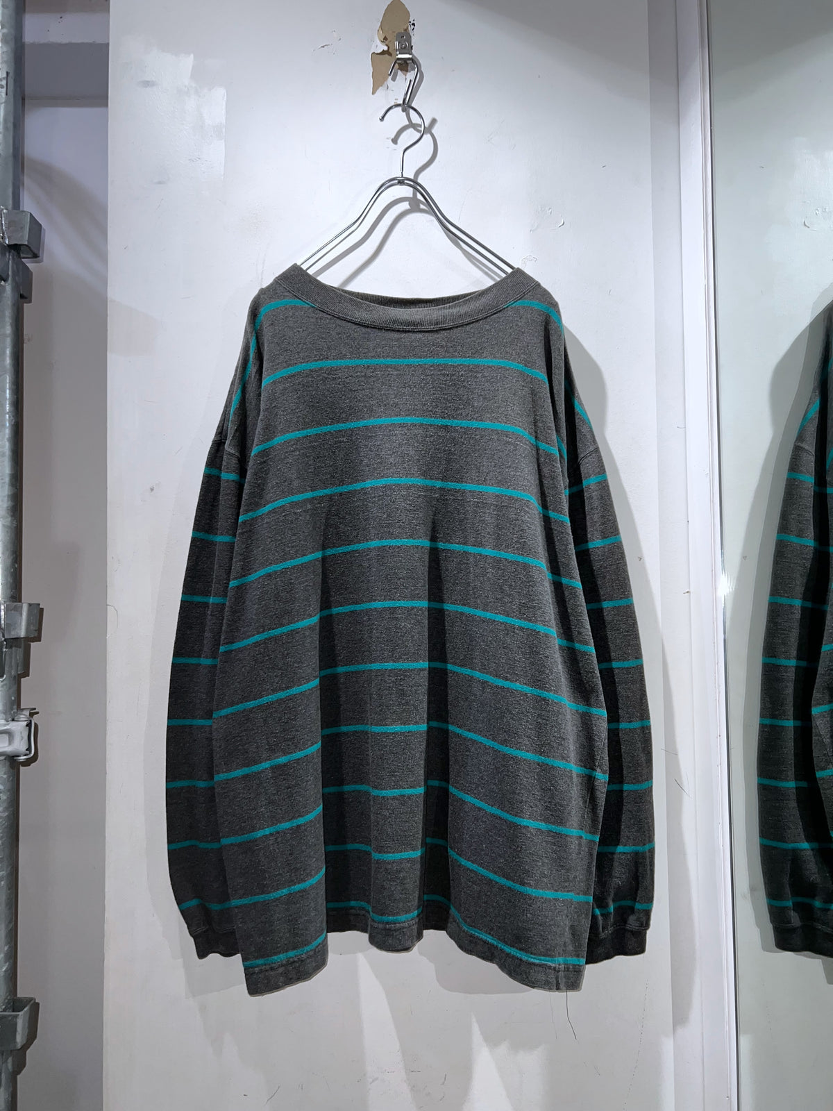 Old Van Heusen Striped L/S Tee