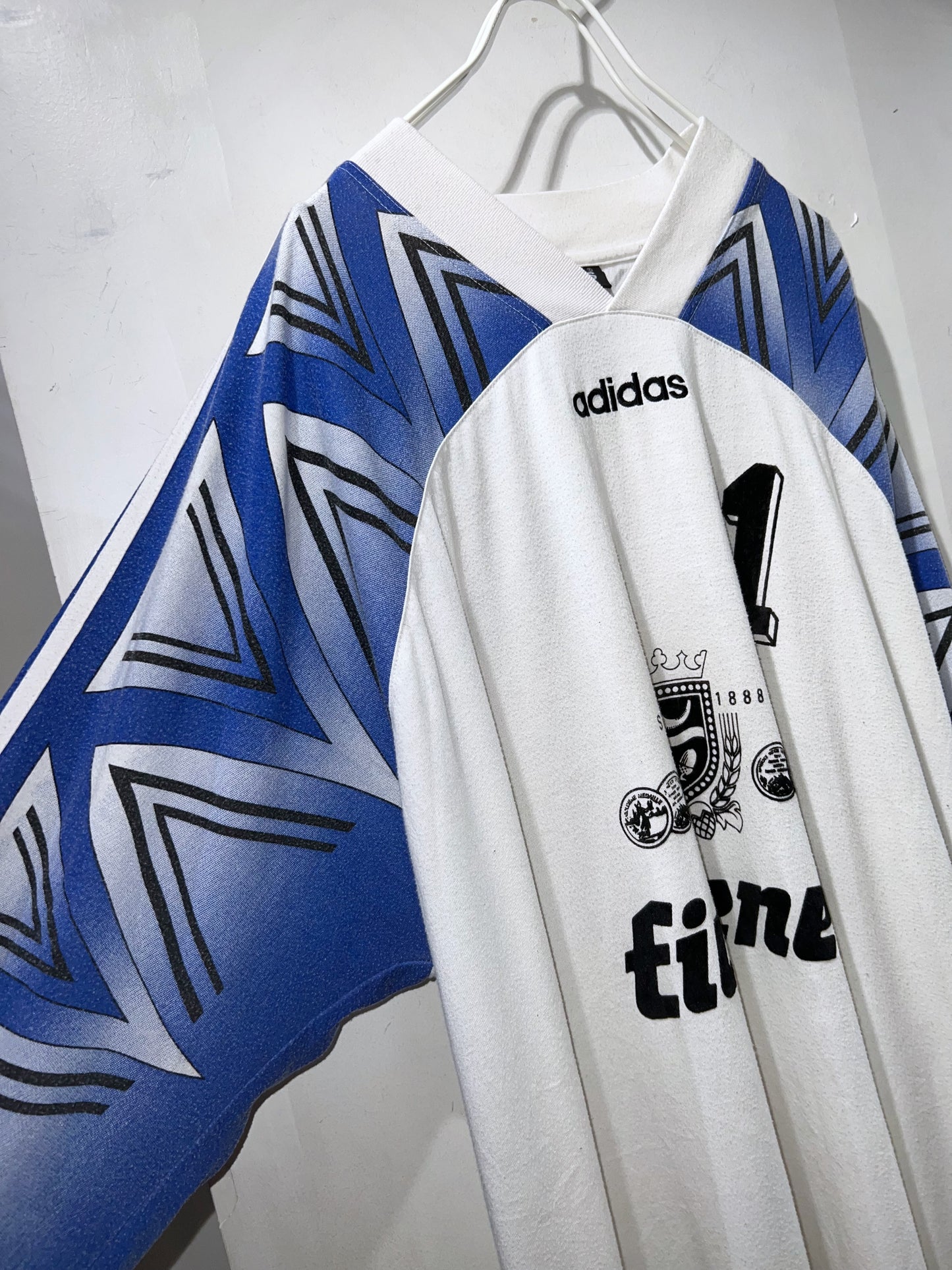 90s Adidas Oversized L/S GK T-shirt