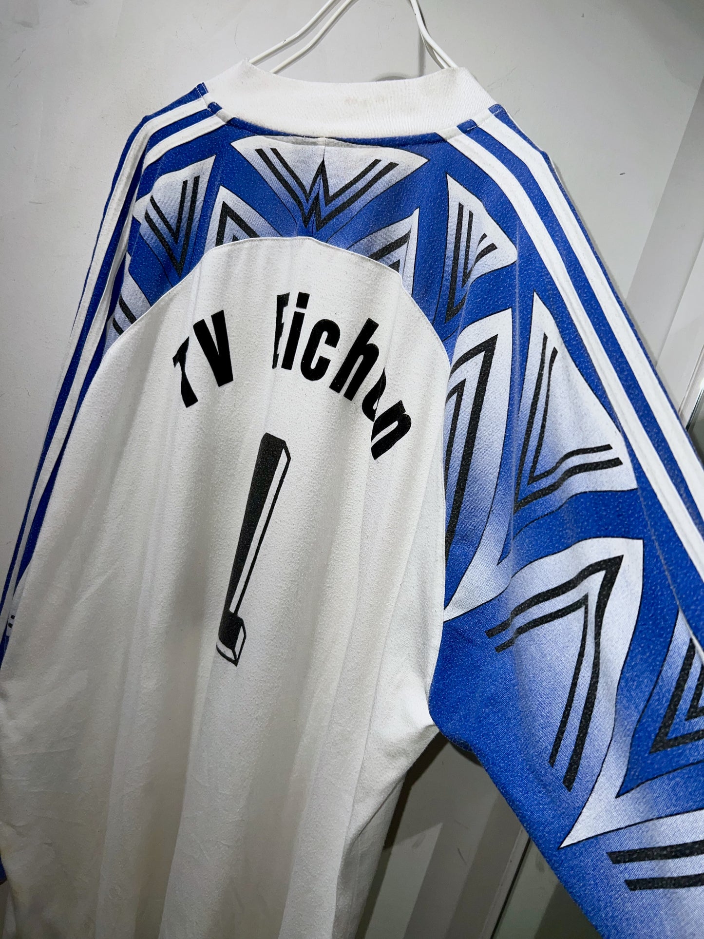 90s Adidas Oversized L/S GK T-shirt