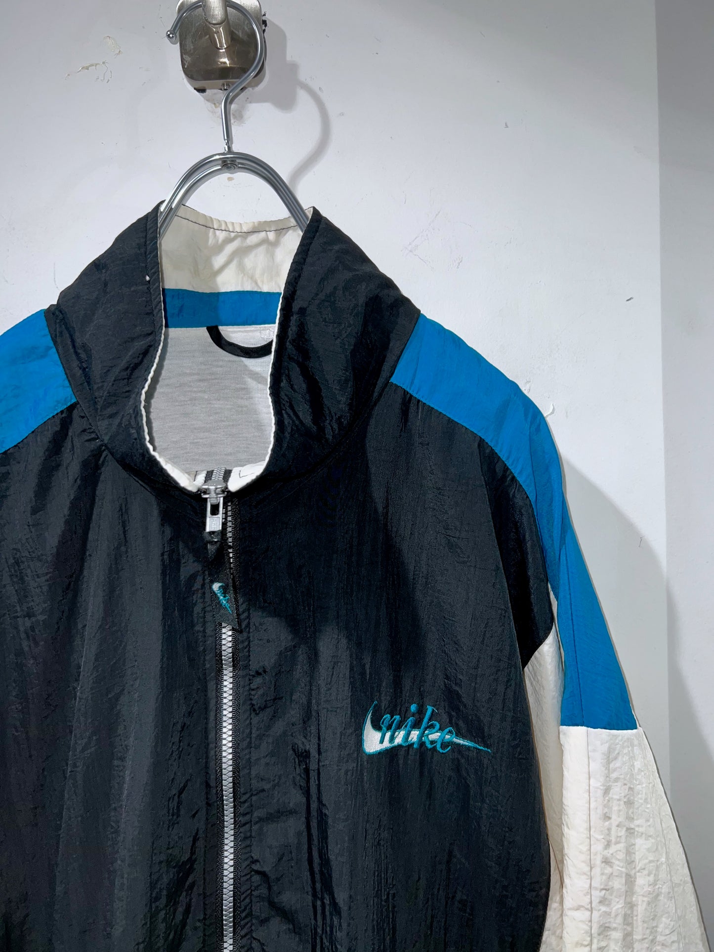 Old Nike Design Nylon Jacket
