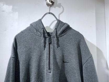 Old NIKE Half-Zip Hoodie