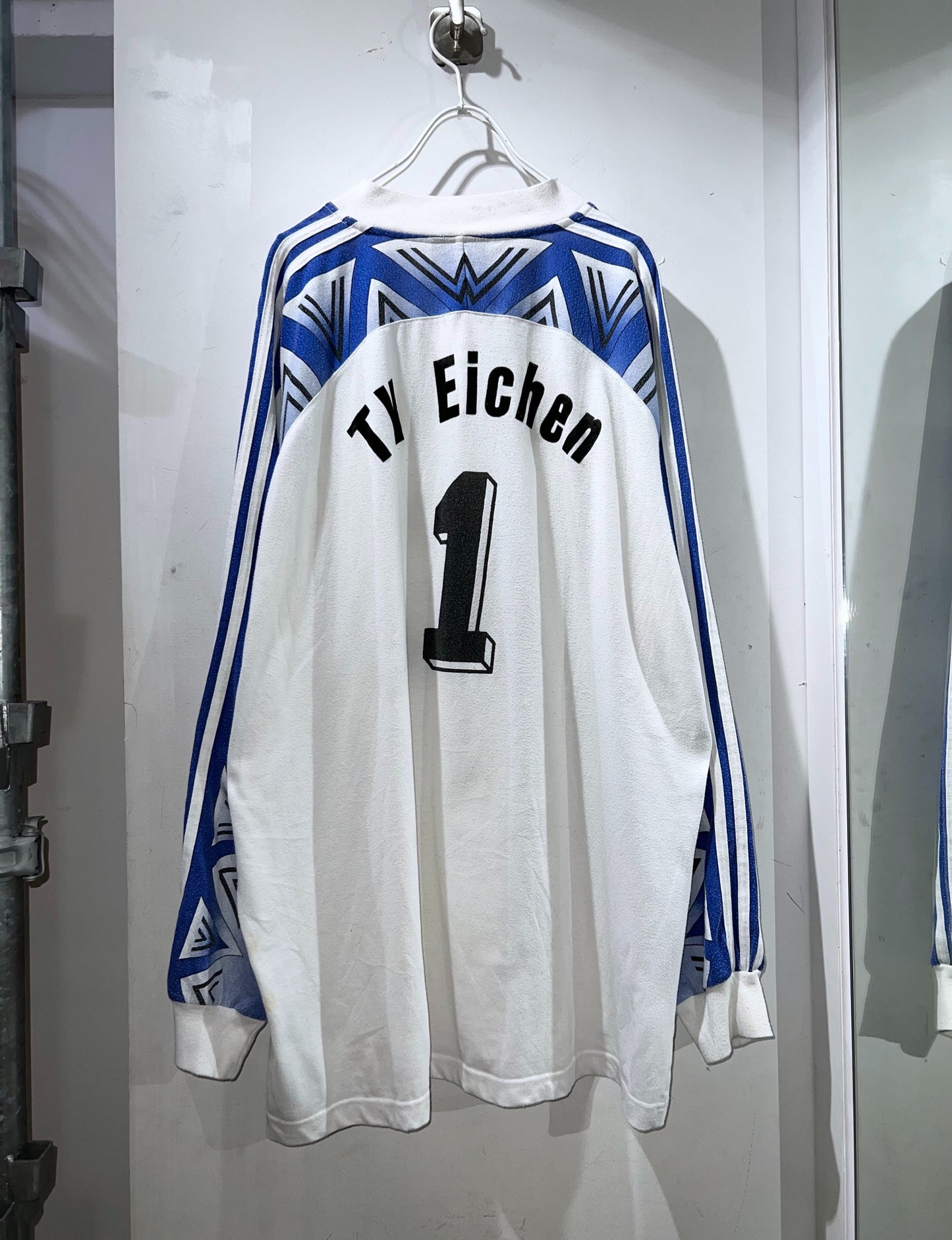 90s Adidas Oversized L/S GK T-shirt