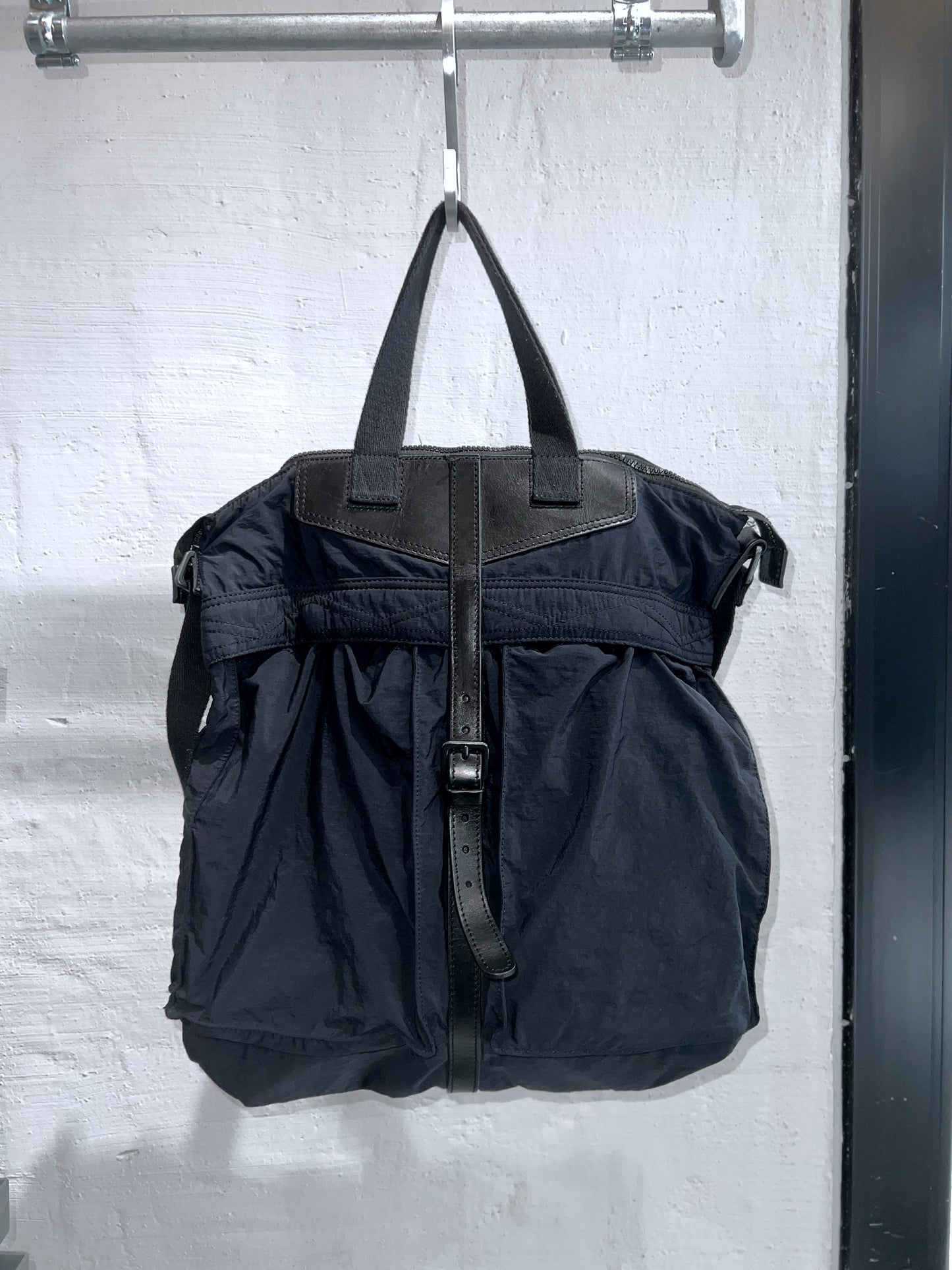 Gap 2Way Helmet Bag