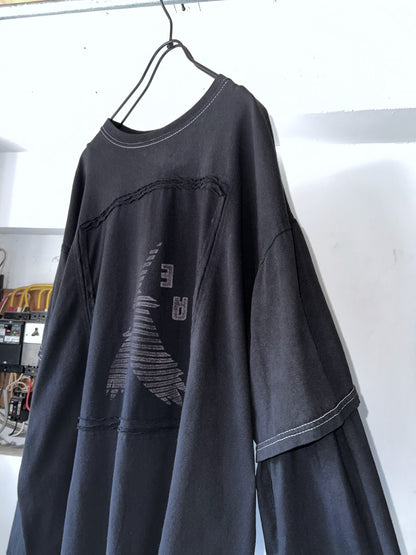 REMAKEBYK CUT OUT L/S TEE