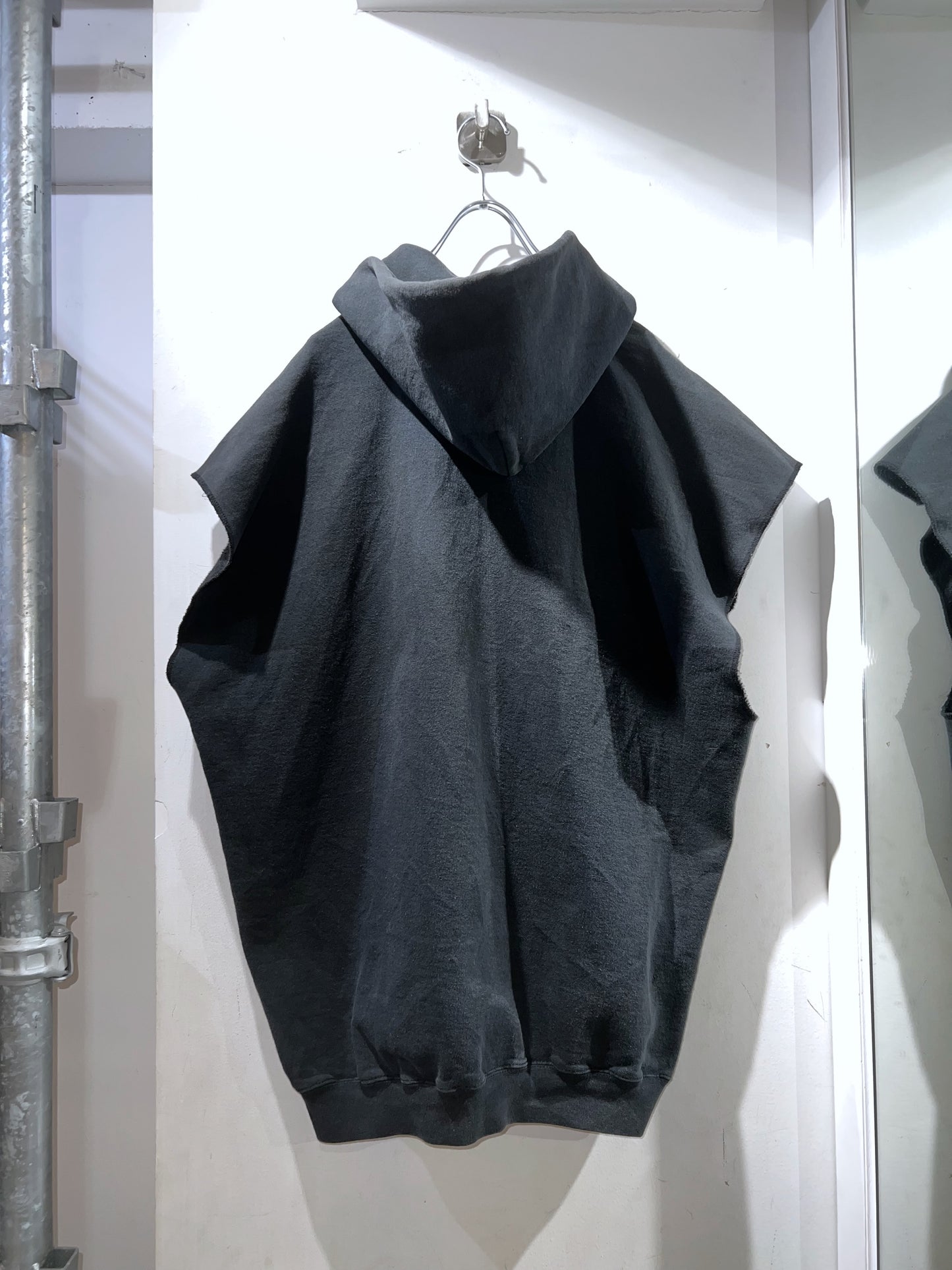 90s Nike Sleeveless Zip-Up Hoodie