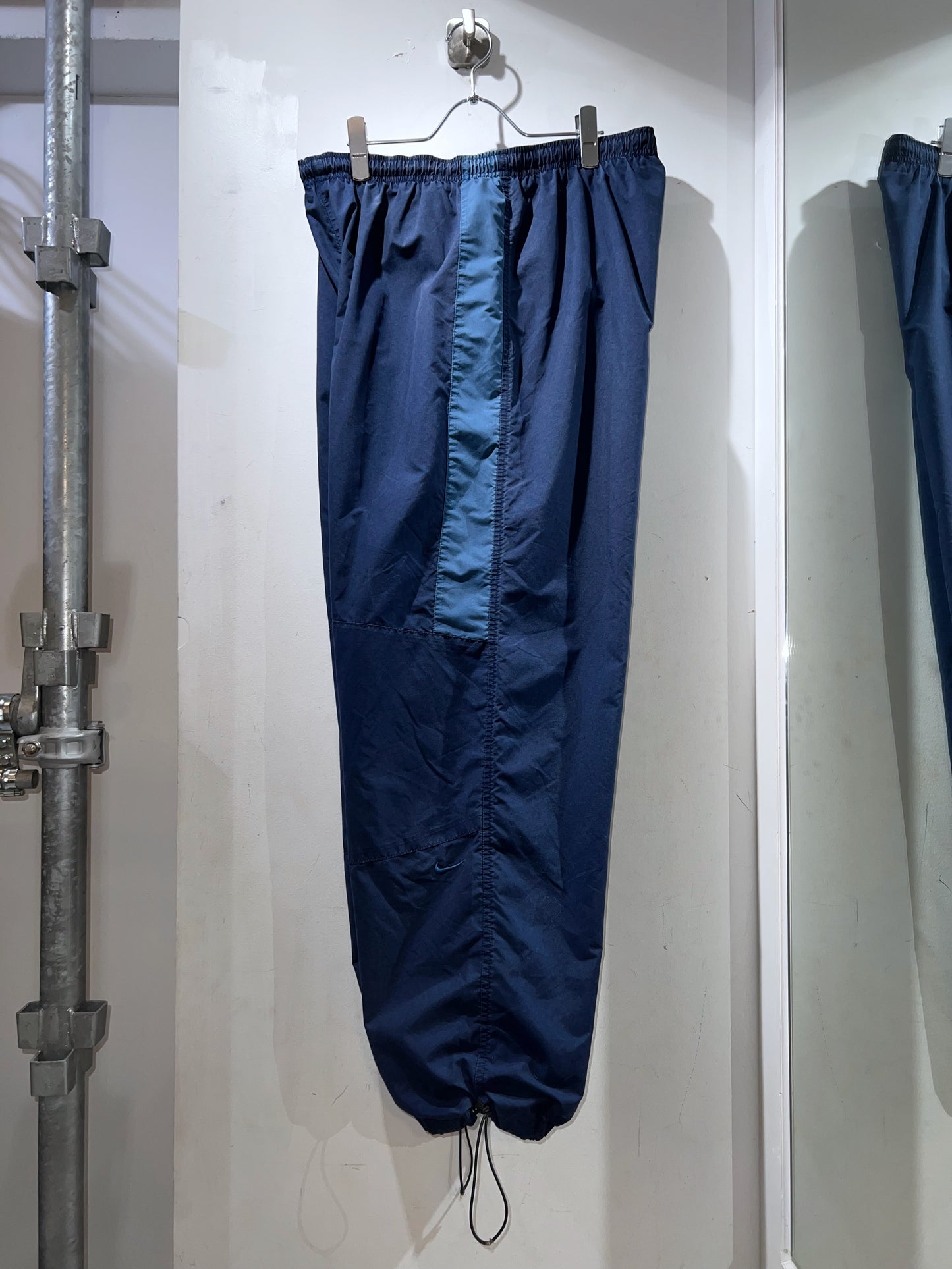 Old Nike Wideleg Nylon Pants
